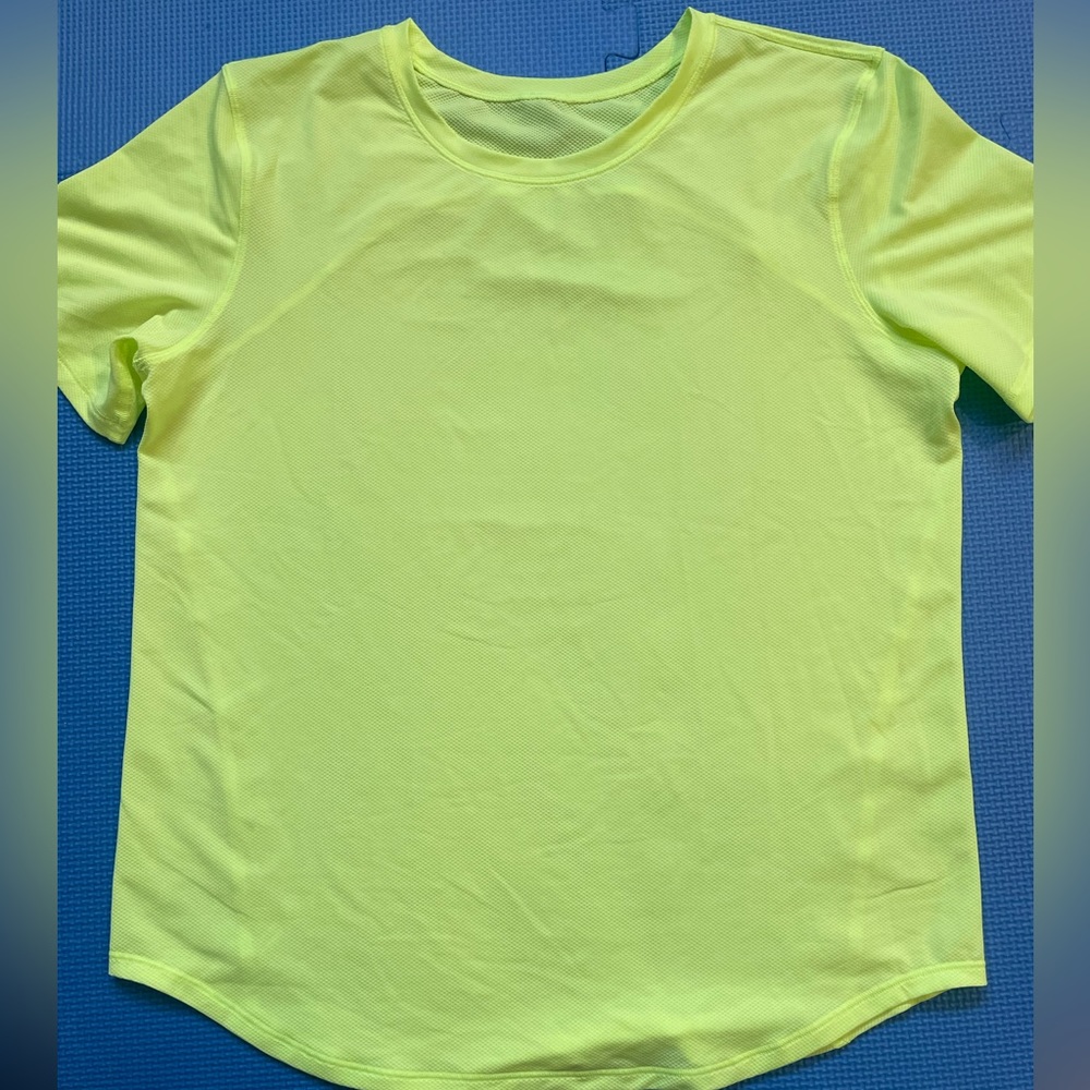 Lululemon running/training tee
